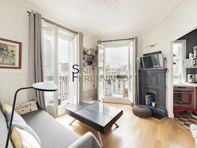 Vente Appartement 2 pièces 33 m2 Paris 18ème