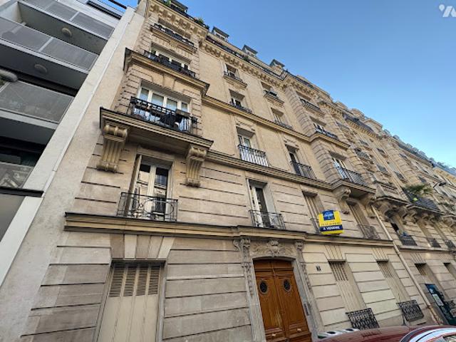 Vente Appartement 2 pièces 30.98 m2 Paris 18ème