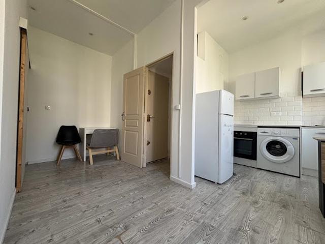 Vente Appartement 2 pièces 30 m2 Marseille 5ème