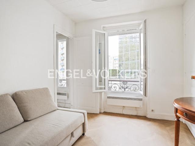 Vente Appartement 2 pièces 30 m2 Paris 18ème