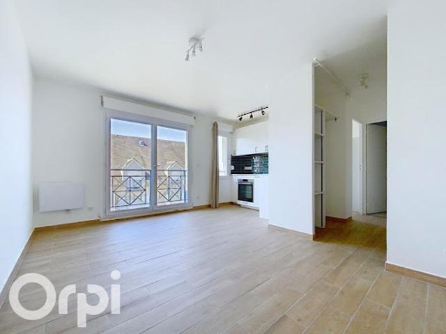 Vente Appartement 2 pièces 31.95 m2 Corbeil Essonnes