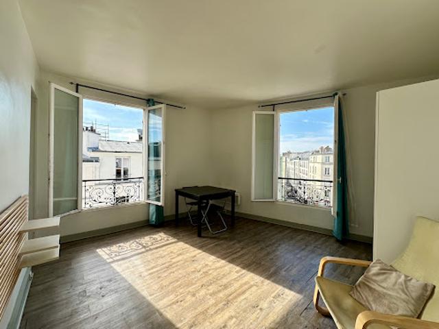 Vente Appartement 2 pièces 37 m2 Paris 18ème