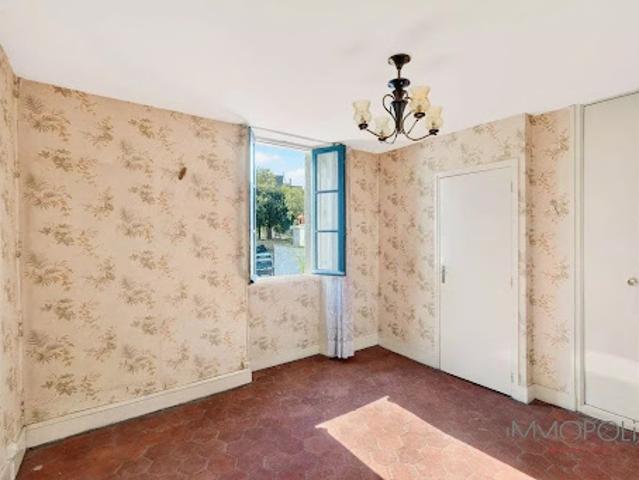 Vente Appartement 2 pièces 35.5 m2 Paris 18ème