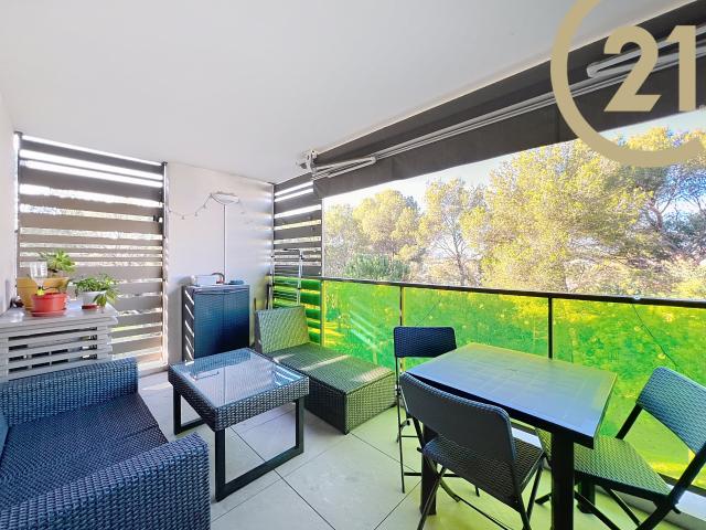 VENTE APPARTEMENT 2 PIECES AVEC PARKING