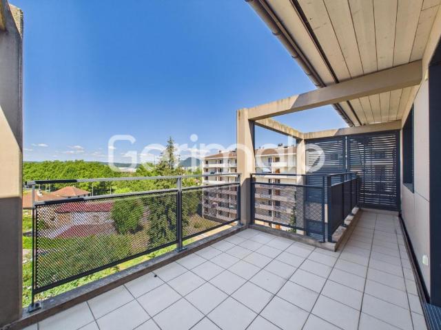 Vente Appartement 2 pièces + cuisine 41 m² 255 000 €