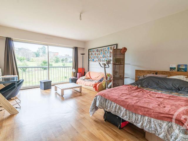 Vente appartement 2 pièces Laval 53