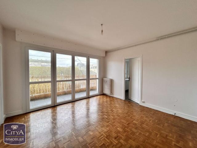 Vente appartement 2 pièces Laval 53
