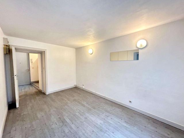 Vente appartement 2 pièces Nantes Saint Clément Jardin des plantes 44
