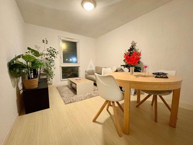 Vente appartement 2 pièces Nantes Pont Du Cens Petit Port 44