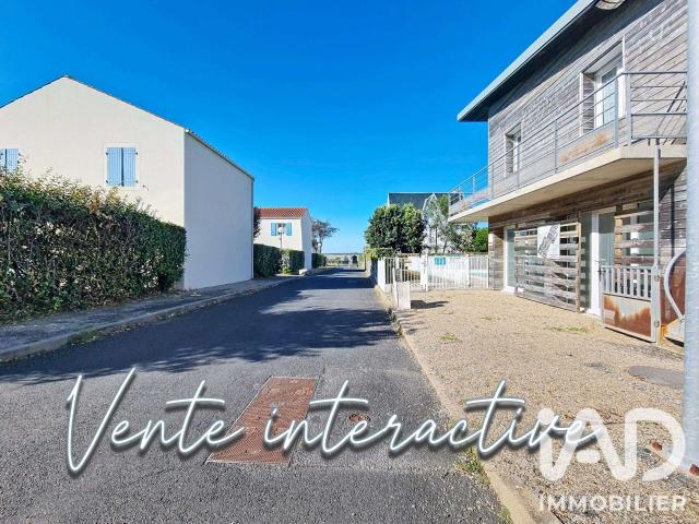 Vente appartement 2 pièces Port des Barques 17