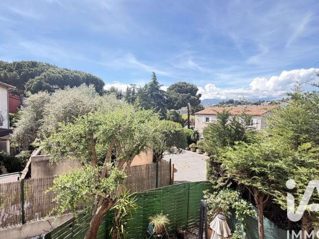 Vente appartement 2 pièces Saint Laurent du Var 06