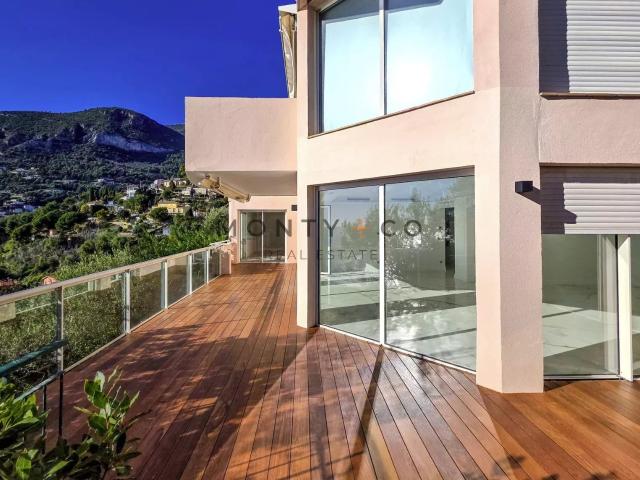 Vente Appartement 3 chambres et vue mer à Roquebrune Cap Mar. 136m² Roquebrune Cap Martin