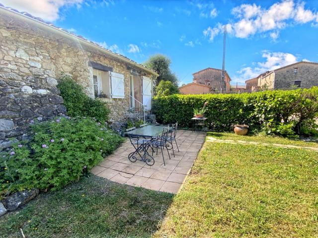 Vente appartement 3 Pièce s 64m² Roquefort les Pins