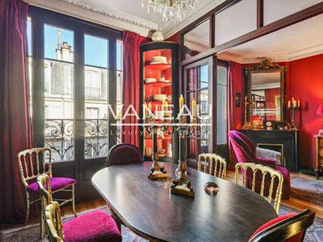 Vente Appartement 3 pièces 41.8 m2 Paris 18ème