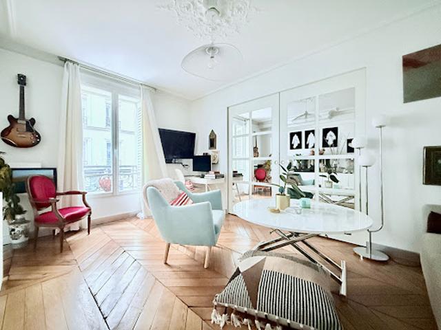 Vente Appartement 3 pièces 45.41 m2 Paris 18ème