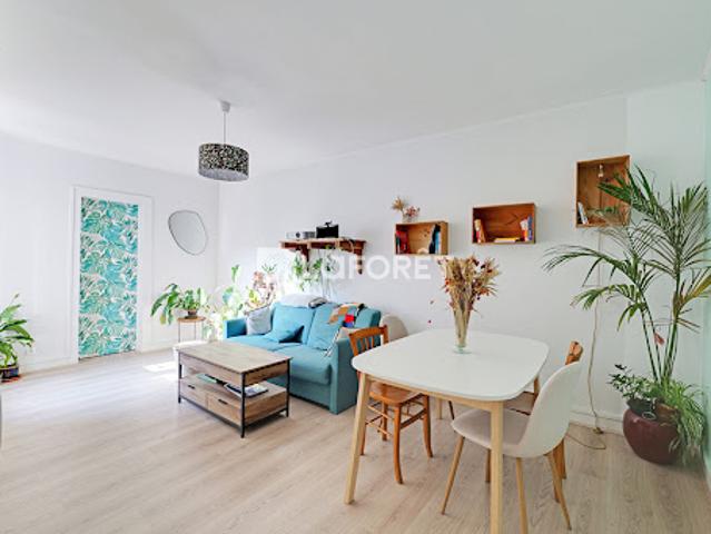 Vente Appartement 3 pièces 45.51 m2 Paris 14ème