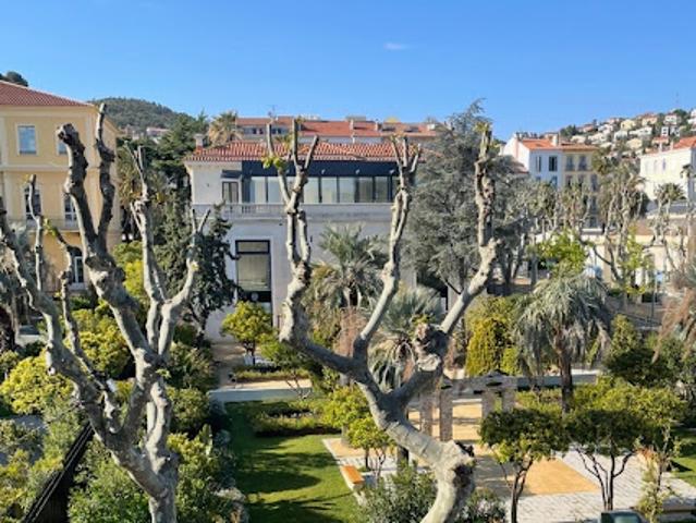 Vente Appartement 3 pièces 48.64 m2 Hyeres
