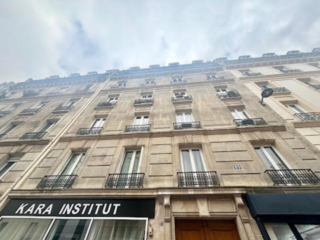 Vente Appartement 3 pièces 48 m2 Paris 18ème