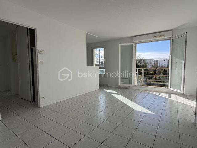 Vente Appartement 3 pièces 53.8 m2 Sens
