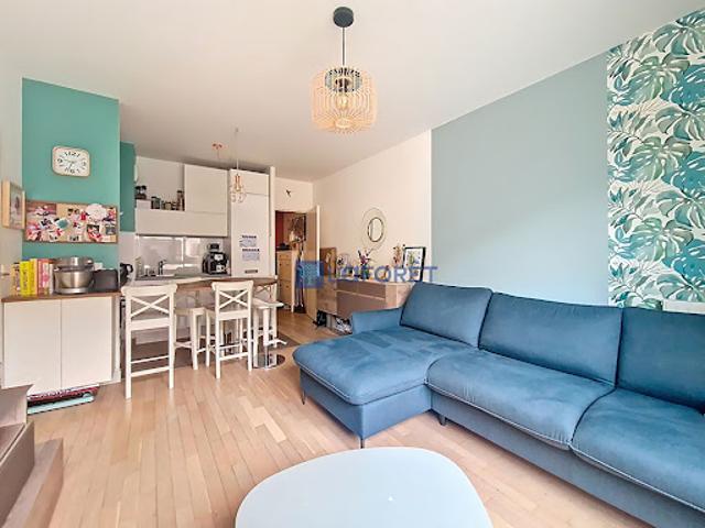 Vente Appartement 3 pièces 53.12 m2 Paris 19ème
