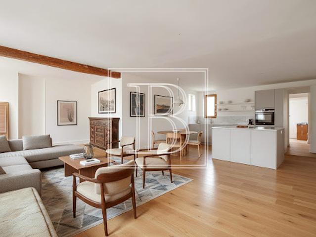 Vente Appartement 3 pièces 53.2 m2 Paris 3ème