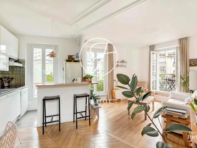 Vente Appartement 3 pièces 53.35 m2 Paris 18ème