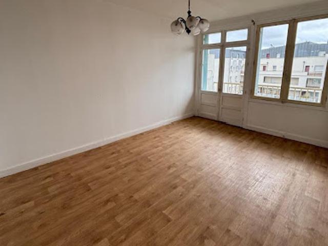 Vente Appartement 3 pièces 53 m2 Vierzon
