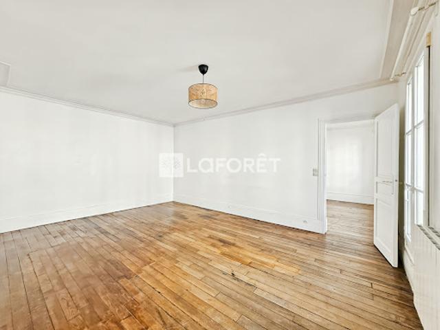 Vente Appartement 3 pièces 50.2 m2 Paris 9ème