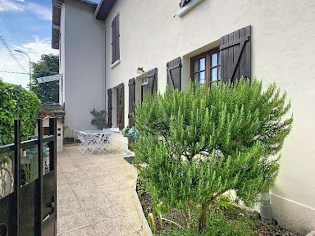 Vente Appartement 3 pièces 50 m2 La Varenne Saint Hilaire