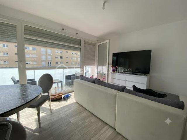 Vente Appartement 3 pièces 57.72 m2 Petit Couronne