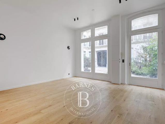 Vente Appartement 3 pièces 57.95 m2 Paris 8ème