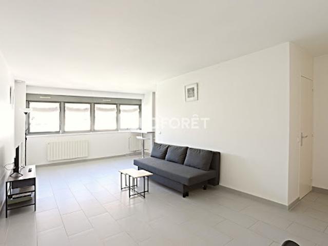 Vente Appartement 3 pièces 57.05 m2 Paris 14ème