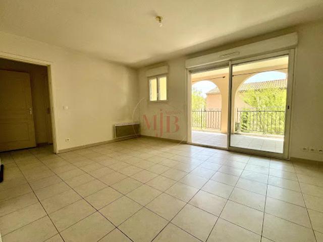 Vente Appartement 3 pièces 57 m2 Mallemort