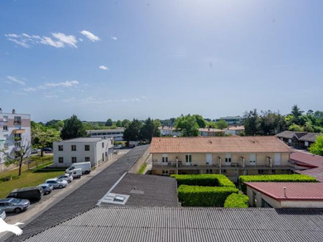 Vente Appartement 3 pièces 57 m2 Pessac