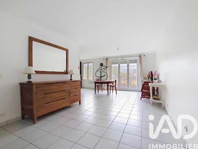 Vente Appartement 3 pièces 57 m2 Roissy en Brie