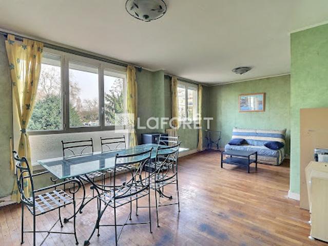Vente Appartement 3 pièces 54.98 m2 Rueil Malmaison