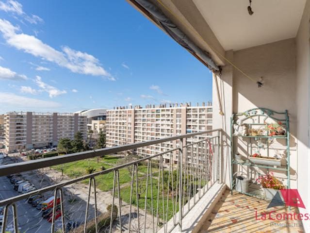 Vente Appartement 3 pièces 54.06 m2 Marseille 9ème