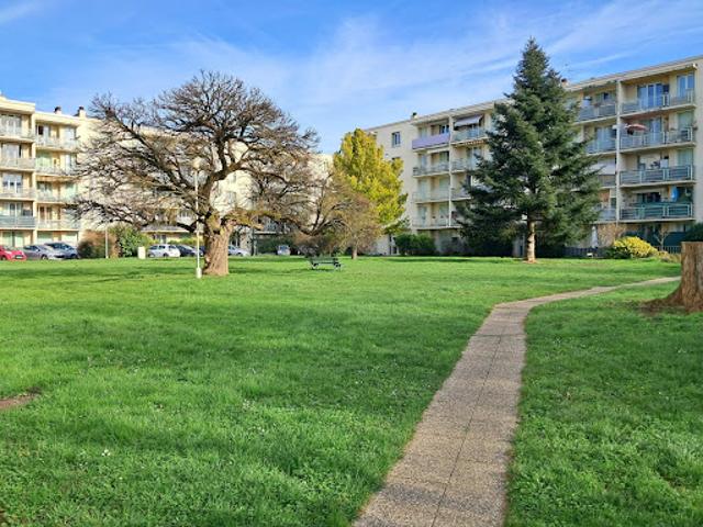 Vente Appartement 3 pièces 54 m2 Vaulx en Velin