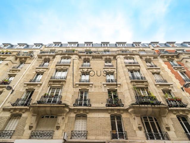 Vente Appartement 3 pièces 55.75 m2 Paris 19ème