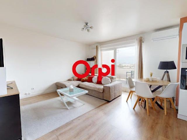 Vente Appartement 3 pièces 55 m2 Vaulx en Velin