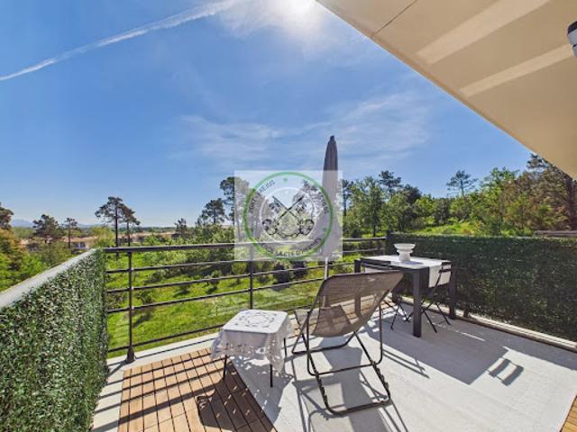 Vente Appartement 3 pièces 56.62 m2 Roquebrune sur Argens