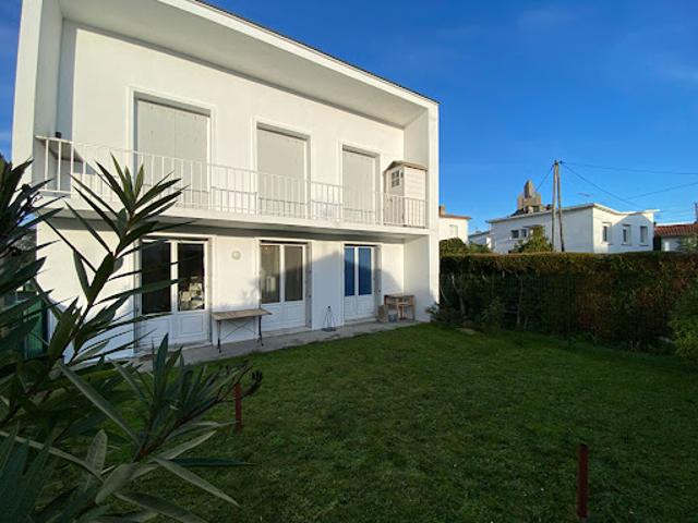 Vente Appartement 3 pièces 56.93 m2 Royan