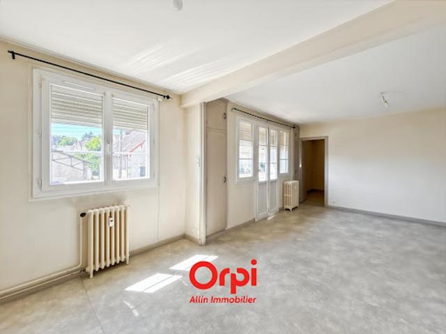 Vente Appartement 3 pièces 56.98 m2 Montluçon