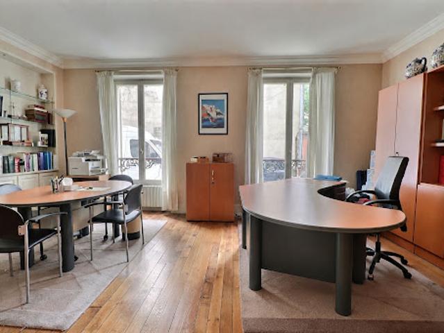 Vente Appartement 3 pièces 56.08 m2 Neuilly sur Seine