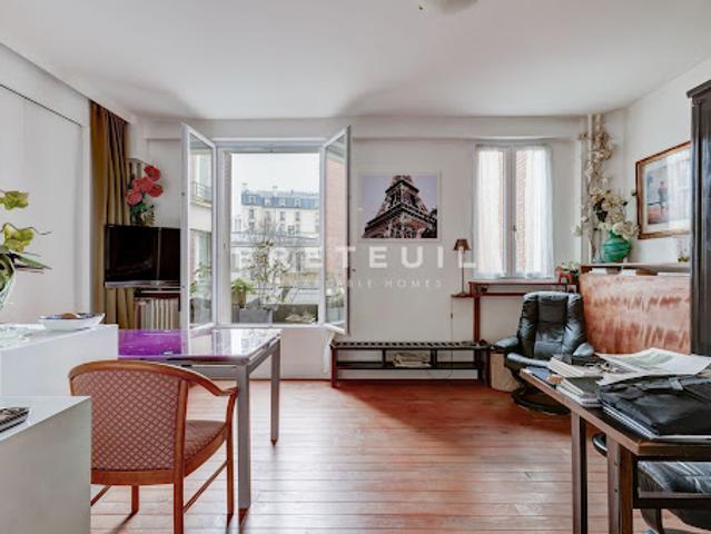 Vente Appartement 3 pièces 56.1 m2 Paris 14ème