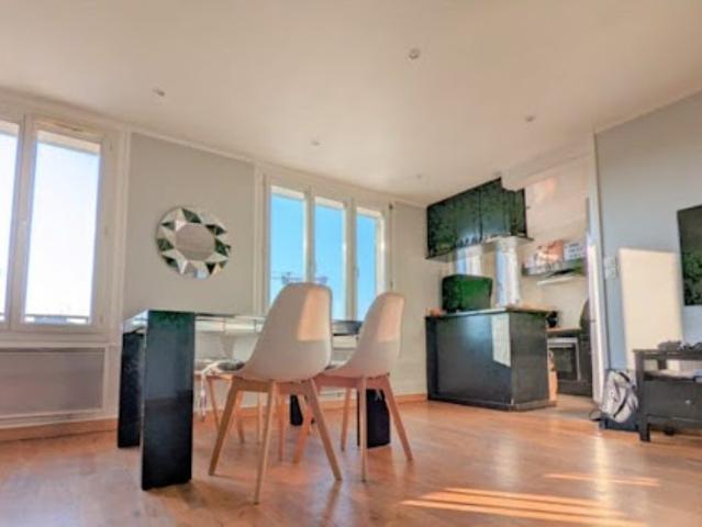 Vente Appartement 3 pièces 56 m2 Villemomble
