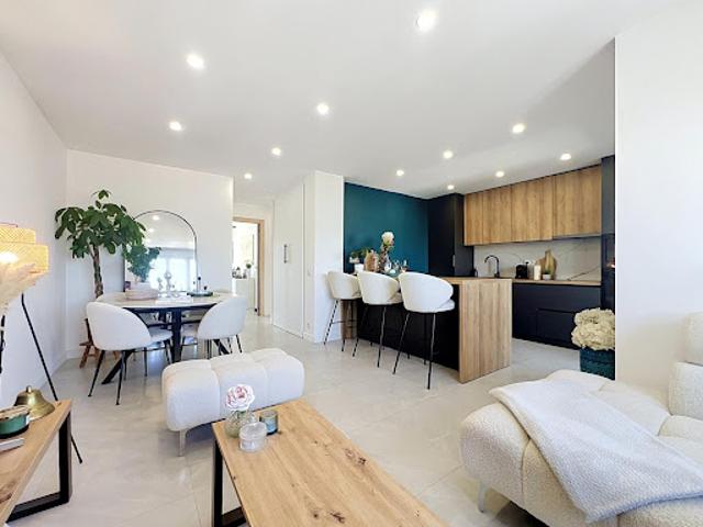 Vente Appartement 3 pièces 56 m2 Cannes la bocca