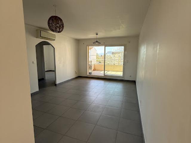 Vente Appartement 3 pièces 56 m2 Ghisonaccia