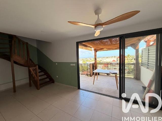 Vente Appartement 3 pièces 56 m2 Saint Pierre