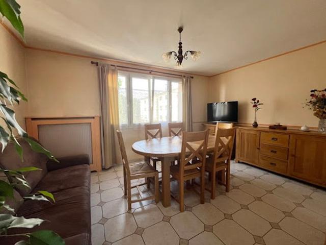 Vente Appartement 3 pièces 58.47 m2 Les Clayes sous Bois
